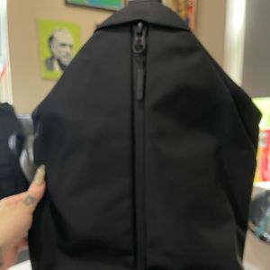 Aer SF Black Sling Bag 3 13.5L